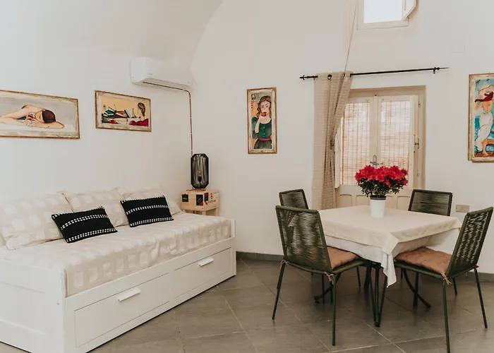 La Casa Di Co Two-room Historic Center Of Holiday home